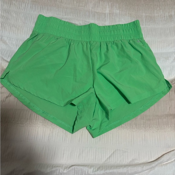 DSG Bright Green Women's Athletic Shorts - Picture 1 of 4